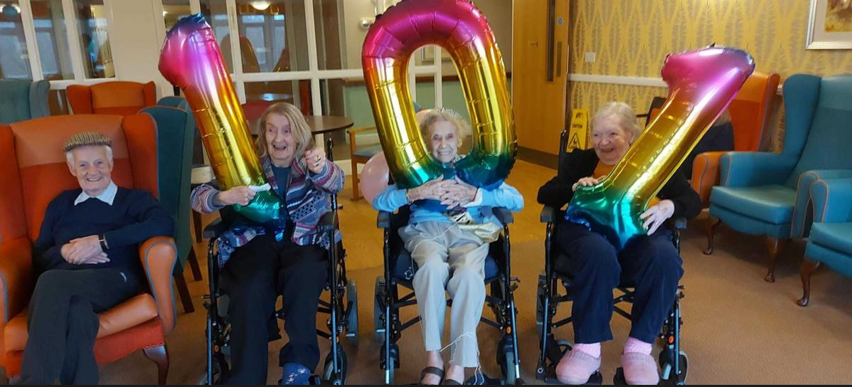 Kendal helps Heron Hill Care Home celebrate resident’s birthday
